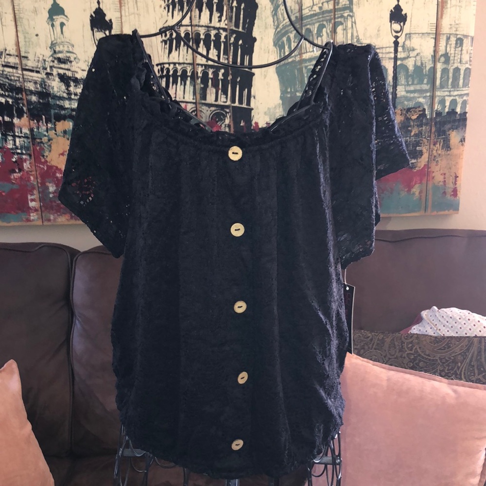No Boundaries Lace Button Peasant-Top NWT